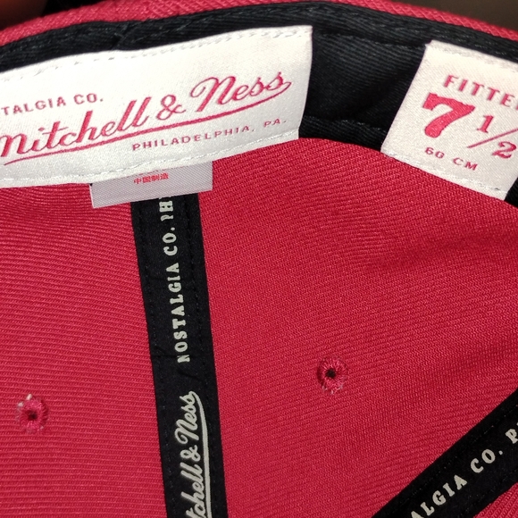 NBA Chicago Bulls fitted cap - Picture 7 of 8